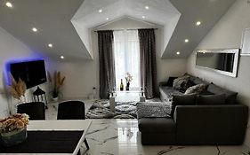 Luxury Apartment Megy