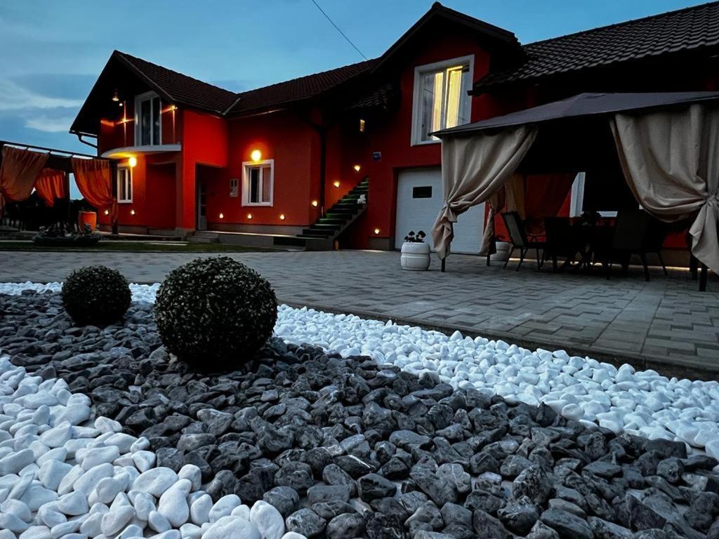 Luxury Apartment Megy Otočac Zewnętrze zdjęcie