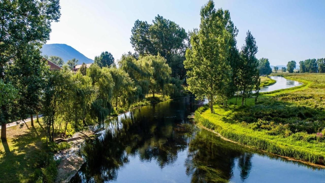 Luxury Apartment Megy Otočac Zewnętrze zdjęcie