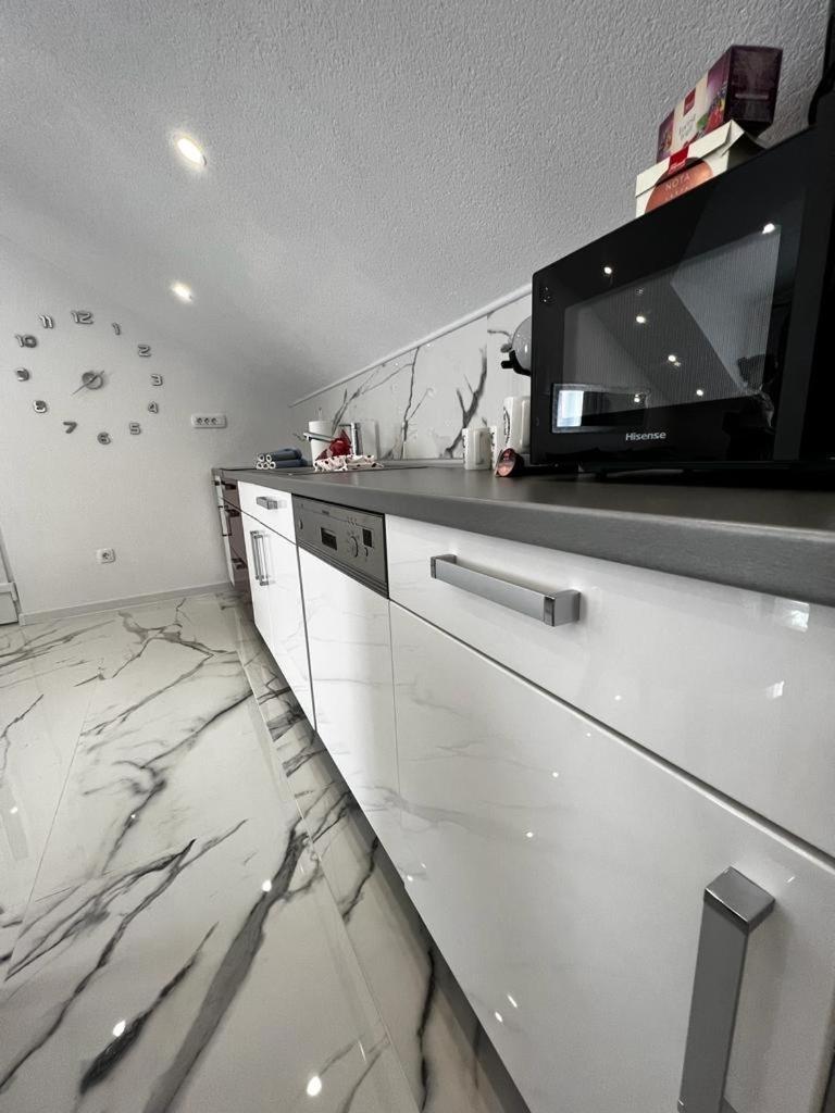 Luxury Apartment Megy Otočac Zewnętrze zdjęcie