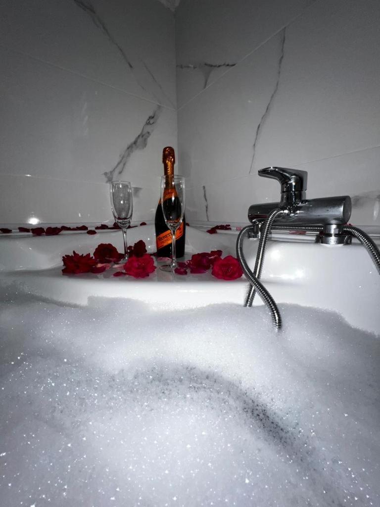 Luxury Apartment Megy Otočac Zewnętrze zdjęcie