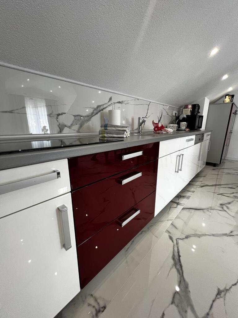 Luxury Apartment Megy Otočac Zewnętrze zdjęcie